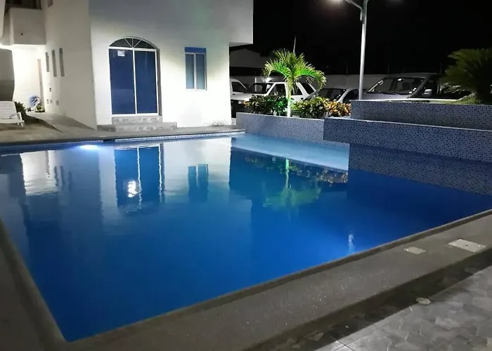 Tus Vacaciones En Tonsupa Ecuador.